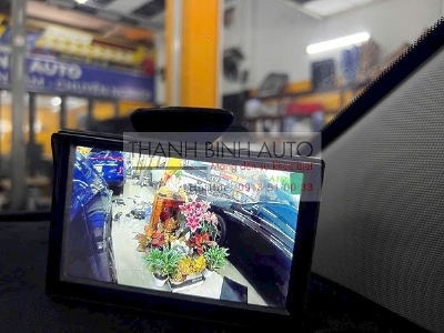 Màn hình taplo 5 inchs, cam cập lề cho xe VF5